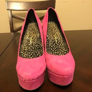 Jessica Simpson waleo heels